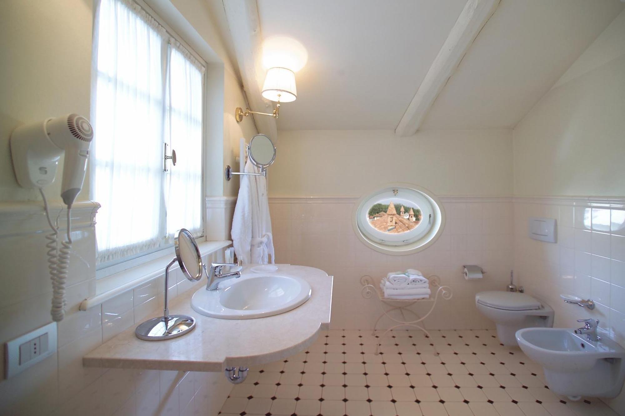 Hotel Corte Gondina Boutique La Morra